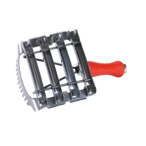 Zgrzebło metalowe dla bydła, z grzebieniem, 12 x 12,5 cm, Kerbl